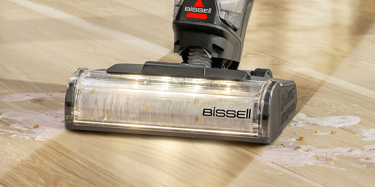 Aspirapolvere e lavapavimenti in un'unica passata