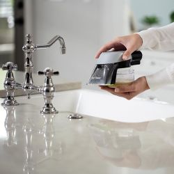 Acchiappa-macchie per la pulizia di macchie e moquette